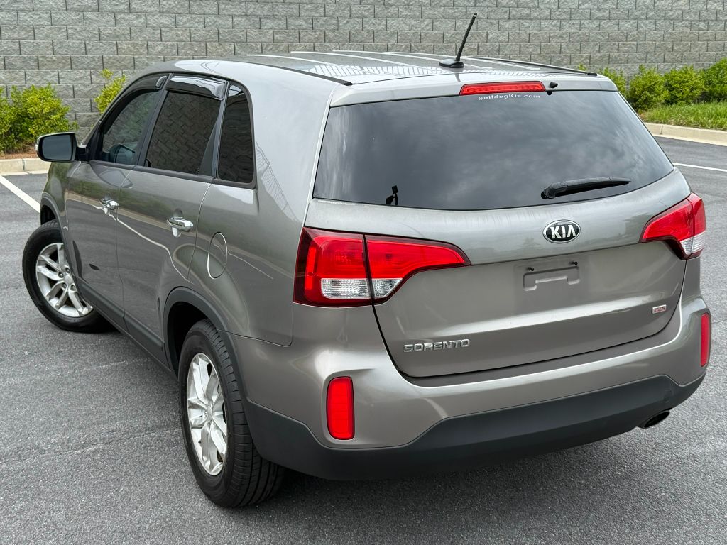 2015 Kia Sorento - $7,950