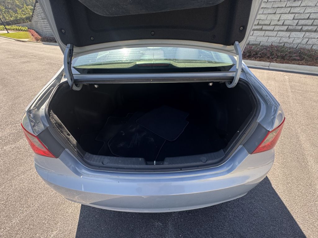 2011 Hyundai Sonata GLS photo