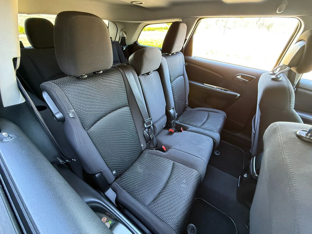 2016 Dodge Journey - $6,750