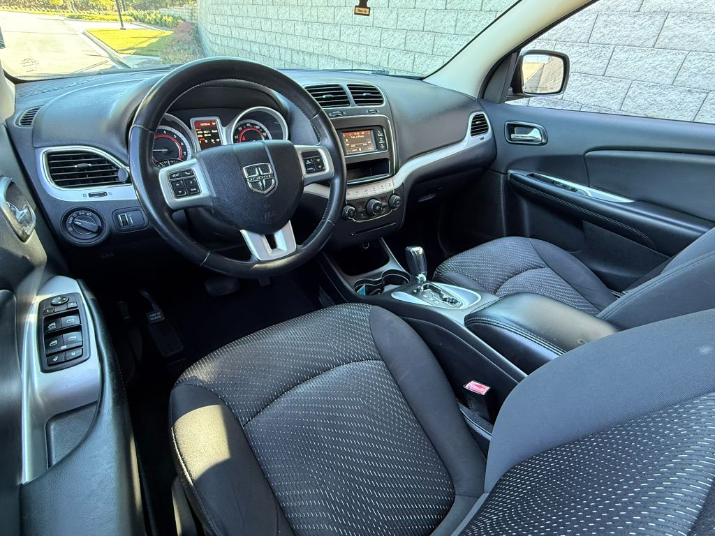 2016 Dodge Journey - $6,750