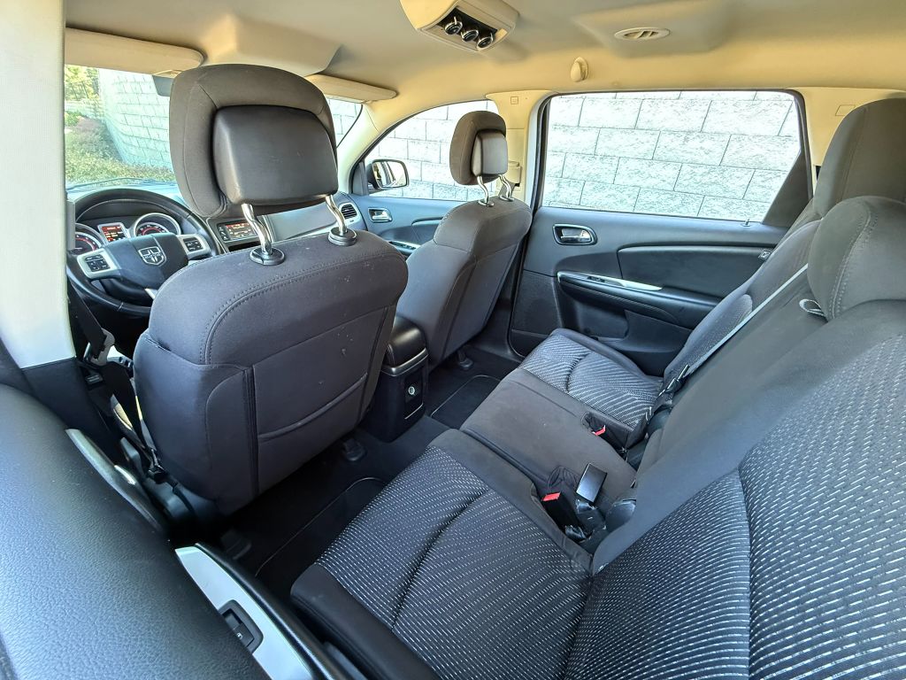 2016 Dodge Journey - $6,750