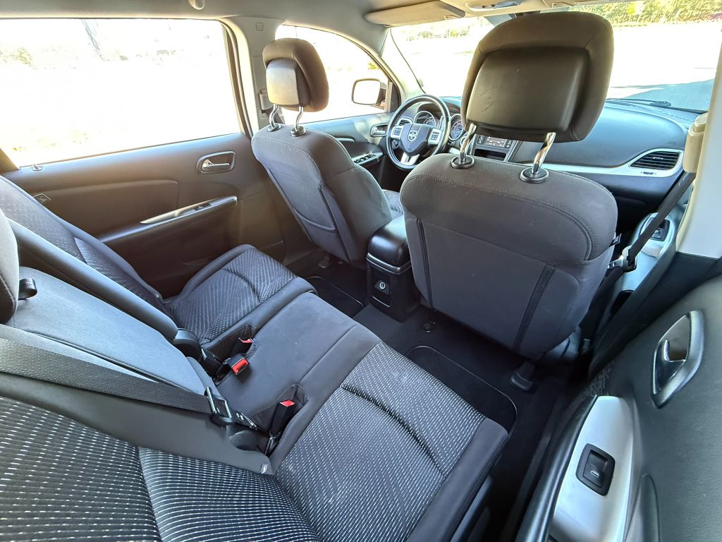 2016 Dodge Journey - $6,750