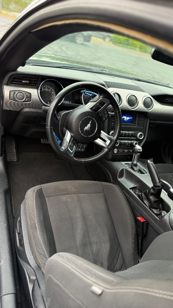2020 Ford Mustang