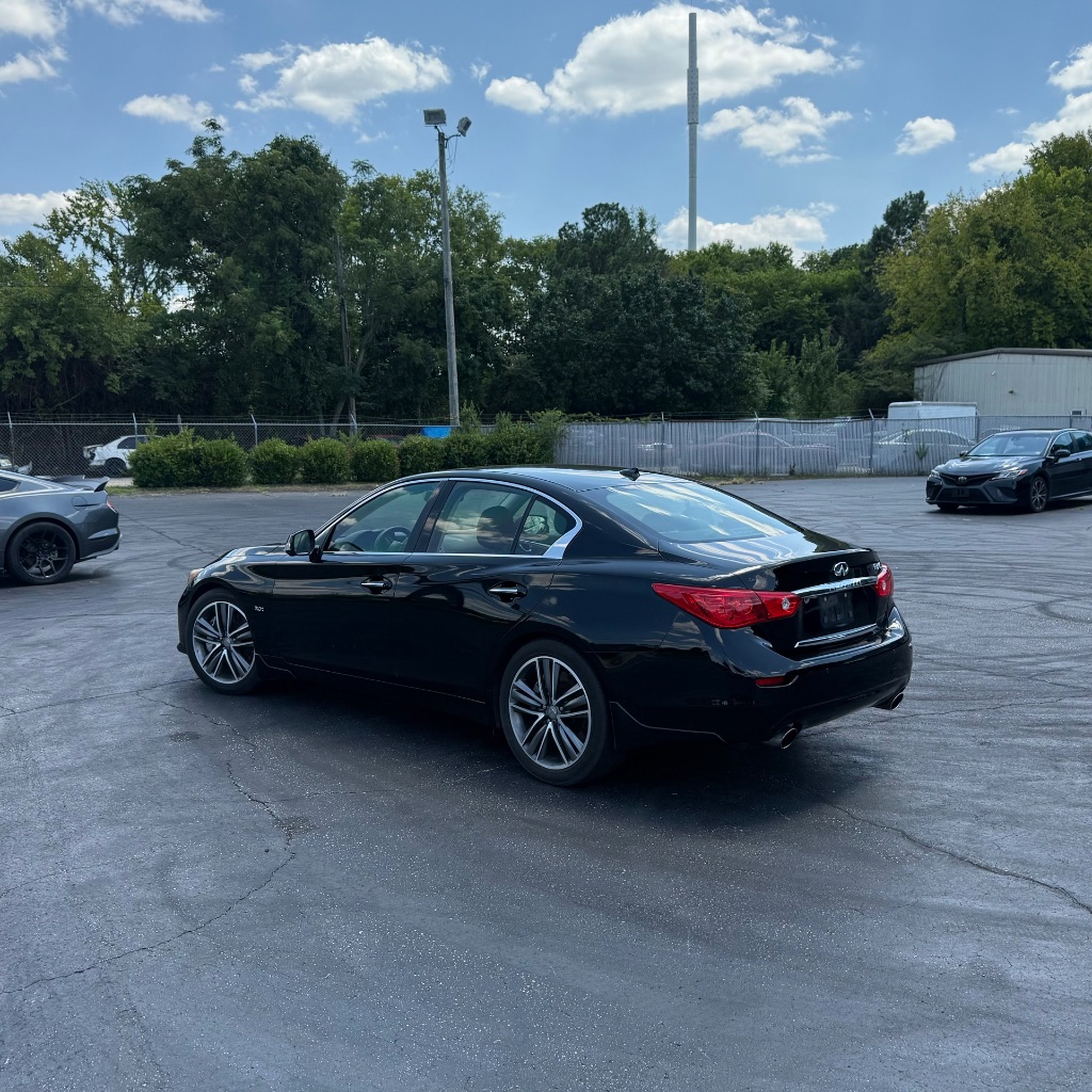 2017 INFINITI Q50
