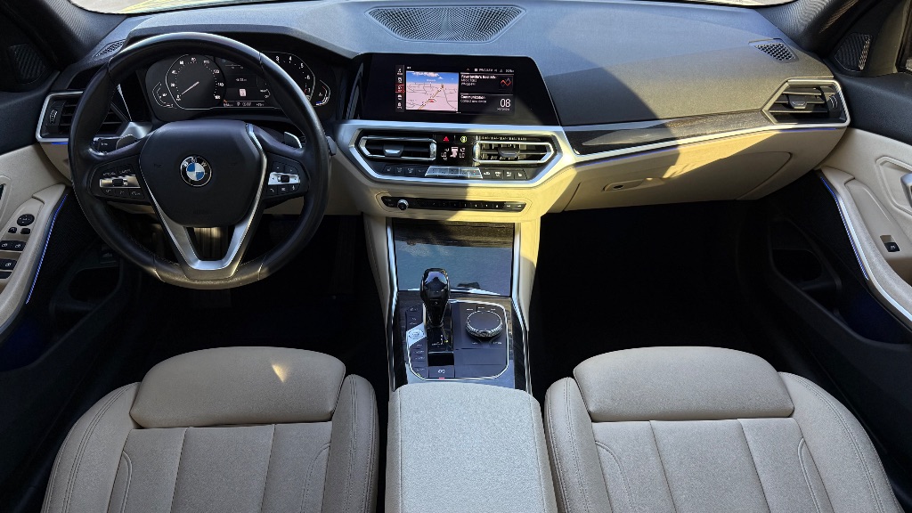 2021 BMW 330i