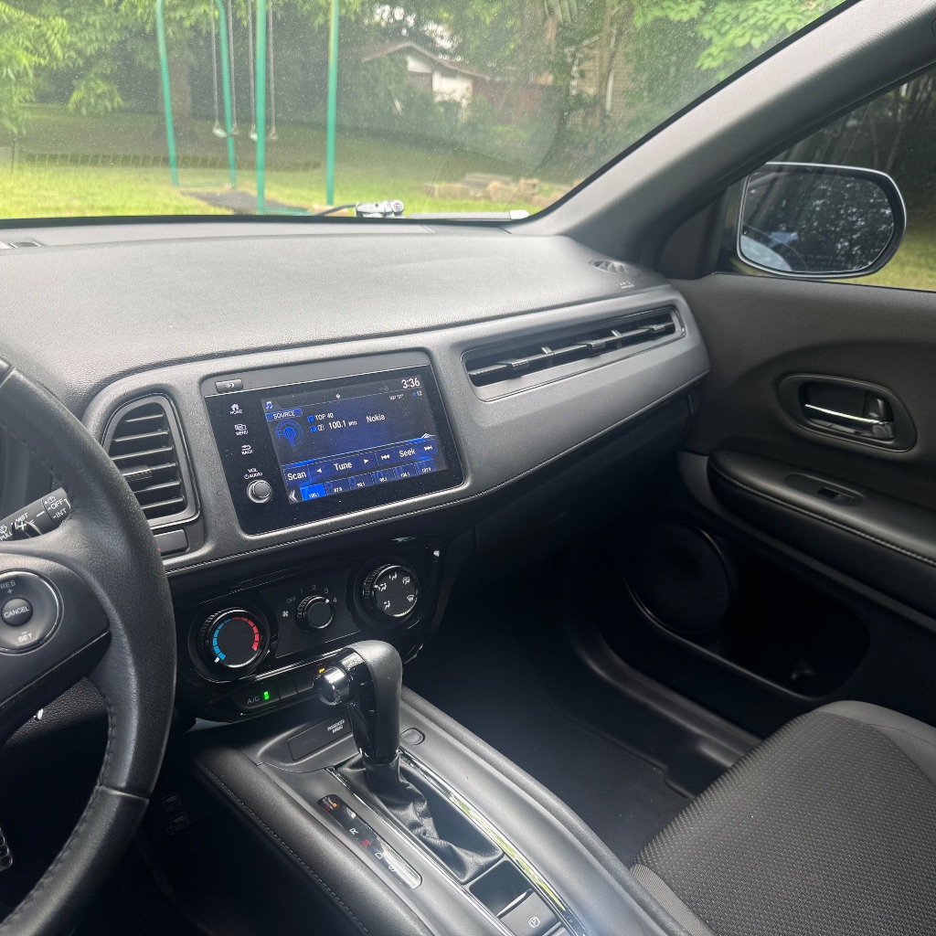 2019 Honda HR-V Sport photo