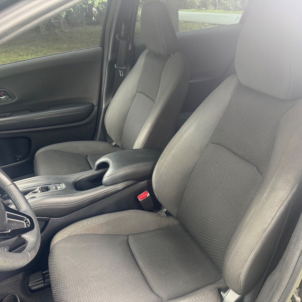 2019 Honda HR-V Sport photo
