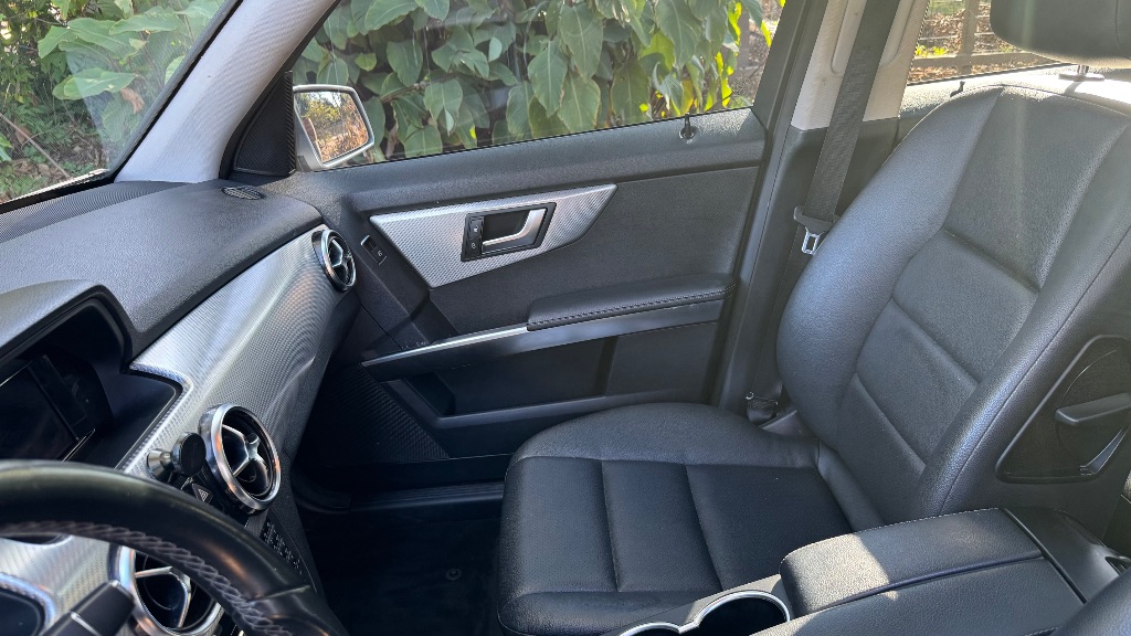 2014 Mercedes-Benz GLK-Class - $8,500