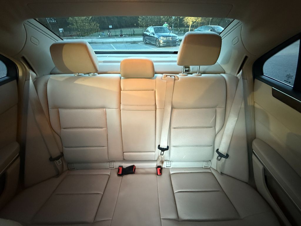 2016 Mercedes-Benz E 350 - $12,888