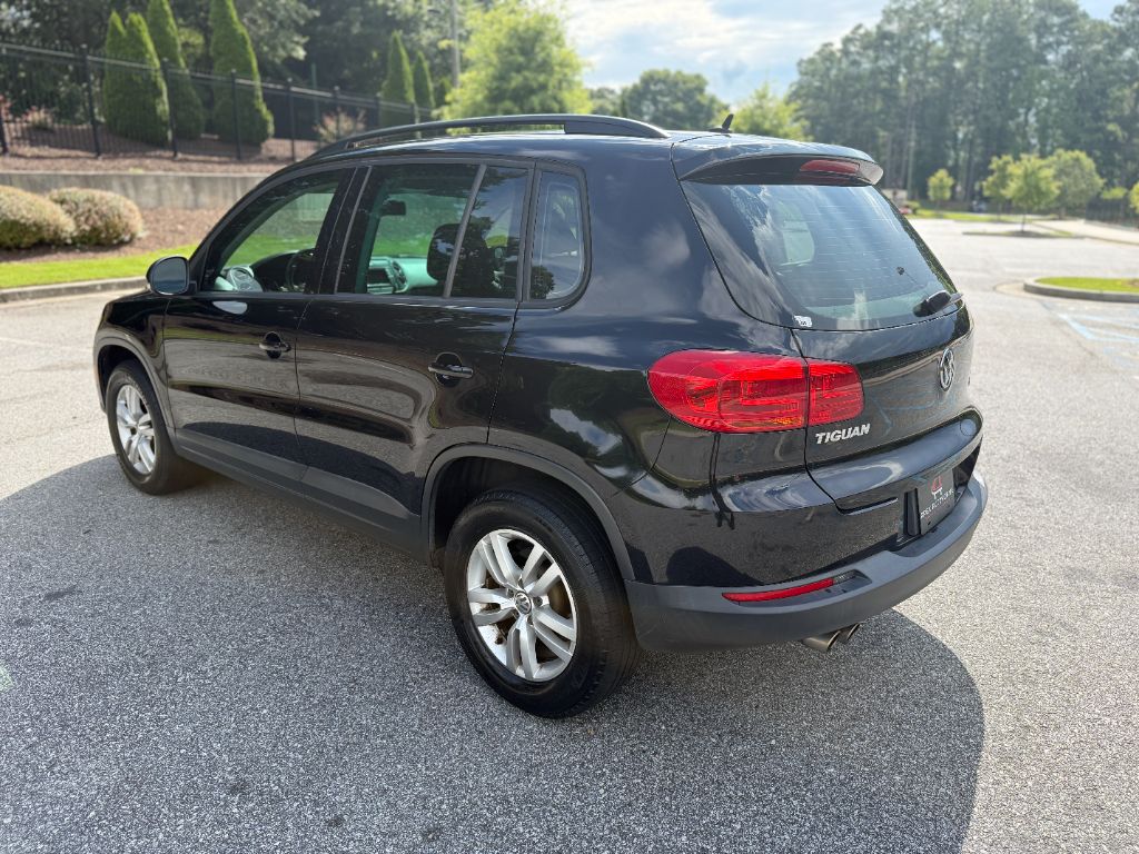 2016 Volkswagen Tiguan - $8,997