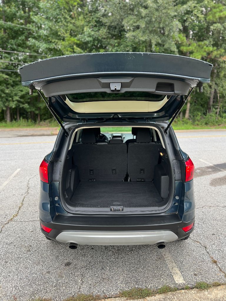 2019 Ford Escape - $8,500