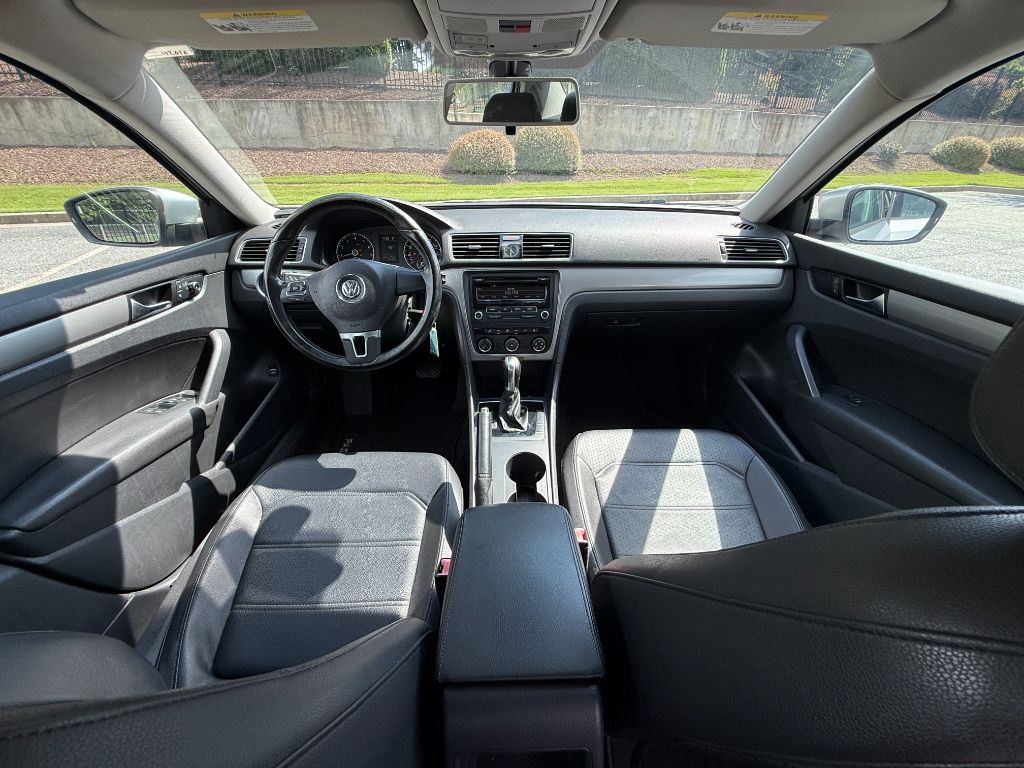 2014 Volkswagen Passat - $7,799