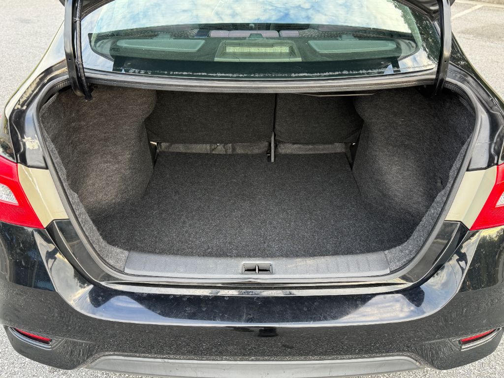 2016 Nissan Sentra - $8,499