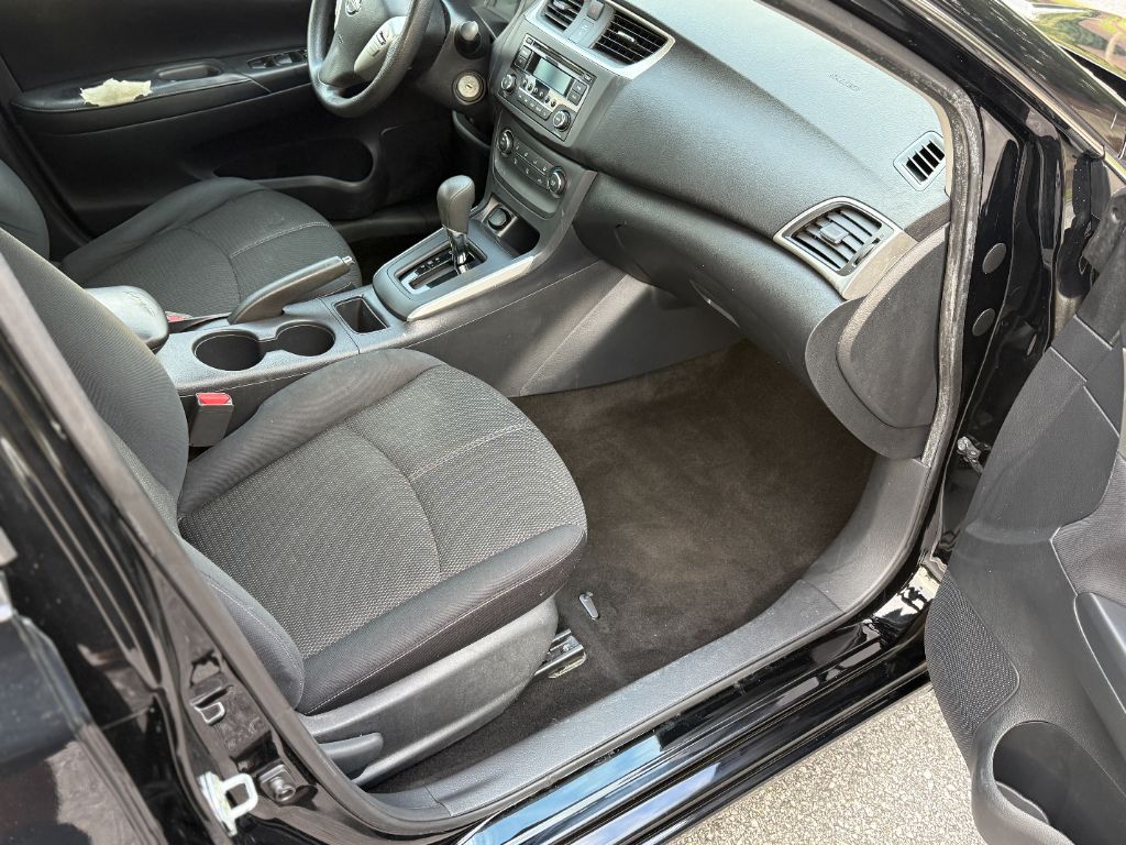 2016 Nissan Sentra - $8,499