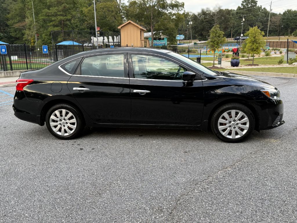 2016 Nissan Sentra - $8,499