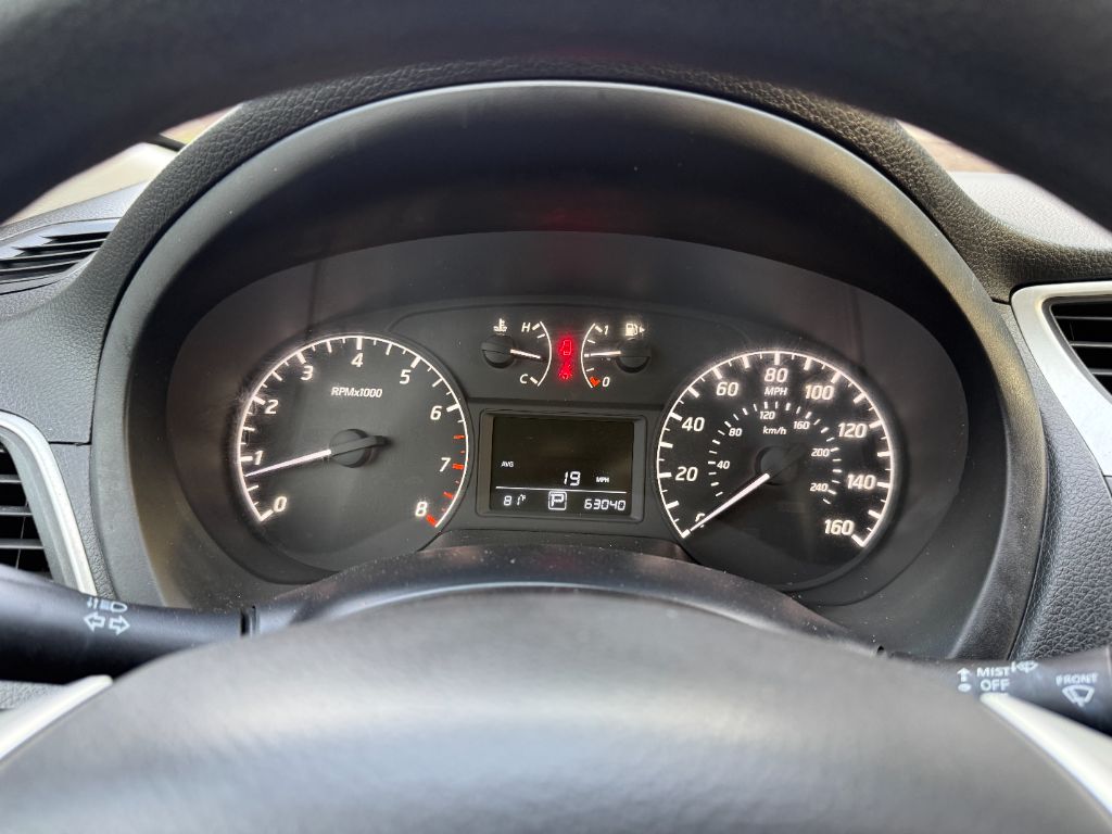 2016 Nissan Sentra - $8,499