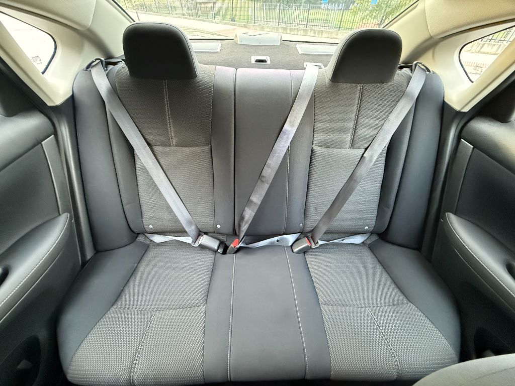 2016 Nissan Sentra - $8,499