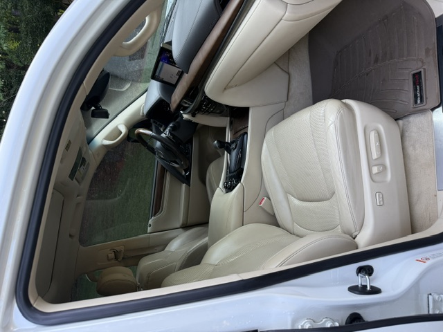 2016 Lexus LX - $46,800