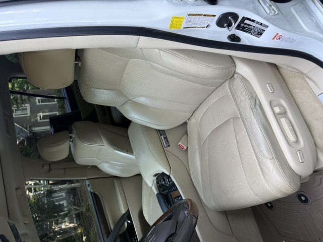 2016 Lexus LX - $46,800