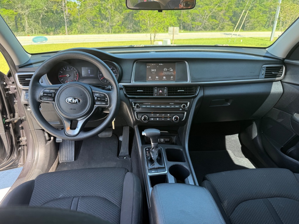 2018 Kia Optima - $10,500