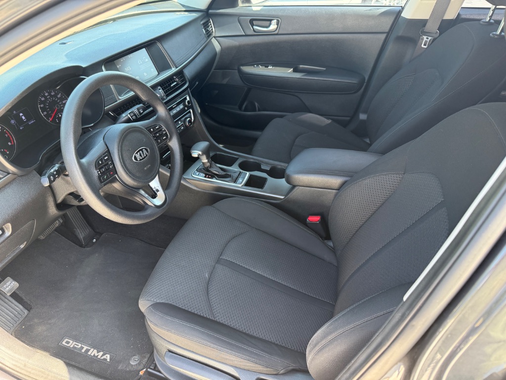 2018 Kia Optima - $10,500