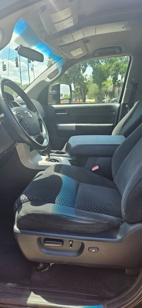 2008 Toyota Tundra SR5 photo