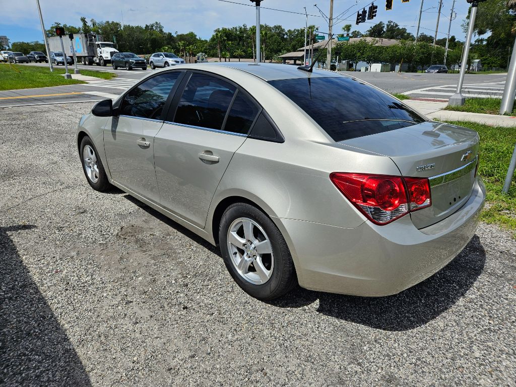 2013 Chevrolet Cruze - $6,995