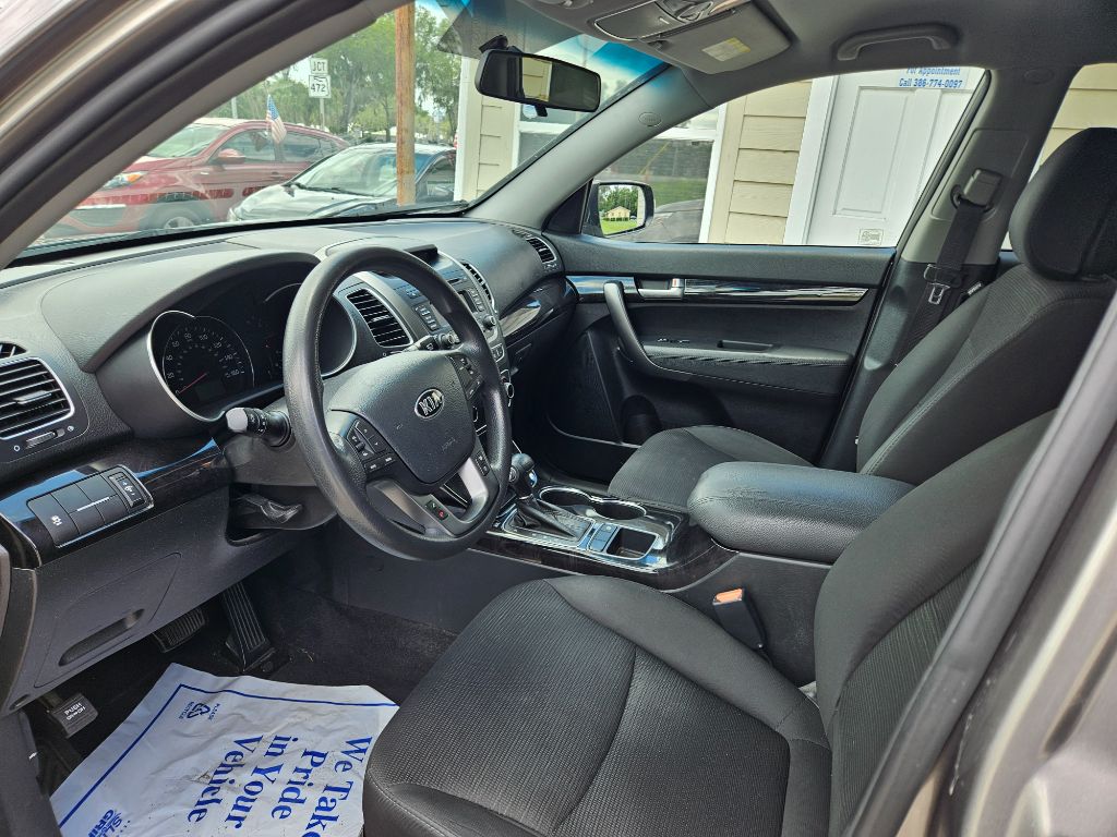 2015 Kia Sorento - $6,795