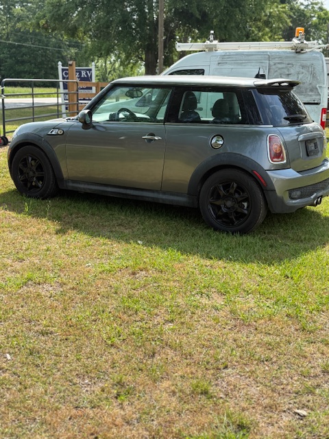 2010 MINI Cooper S photo