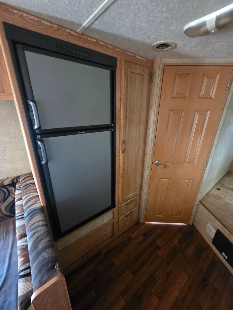 2011 HARM 28BHS - $7,575