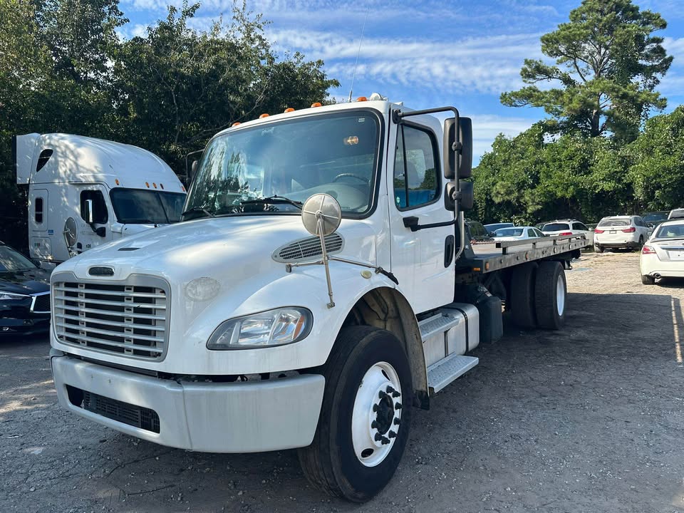 2017 Freightliner M2 - $49,999