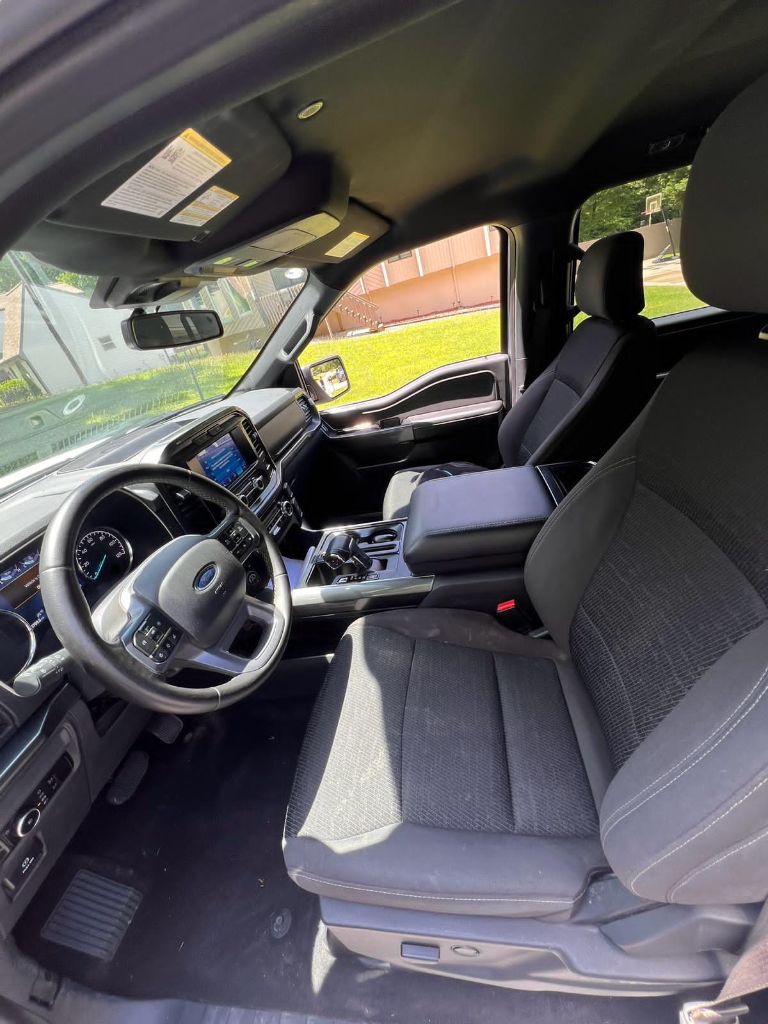 2023 Ford F150 XLT photo