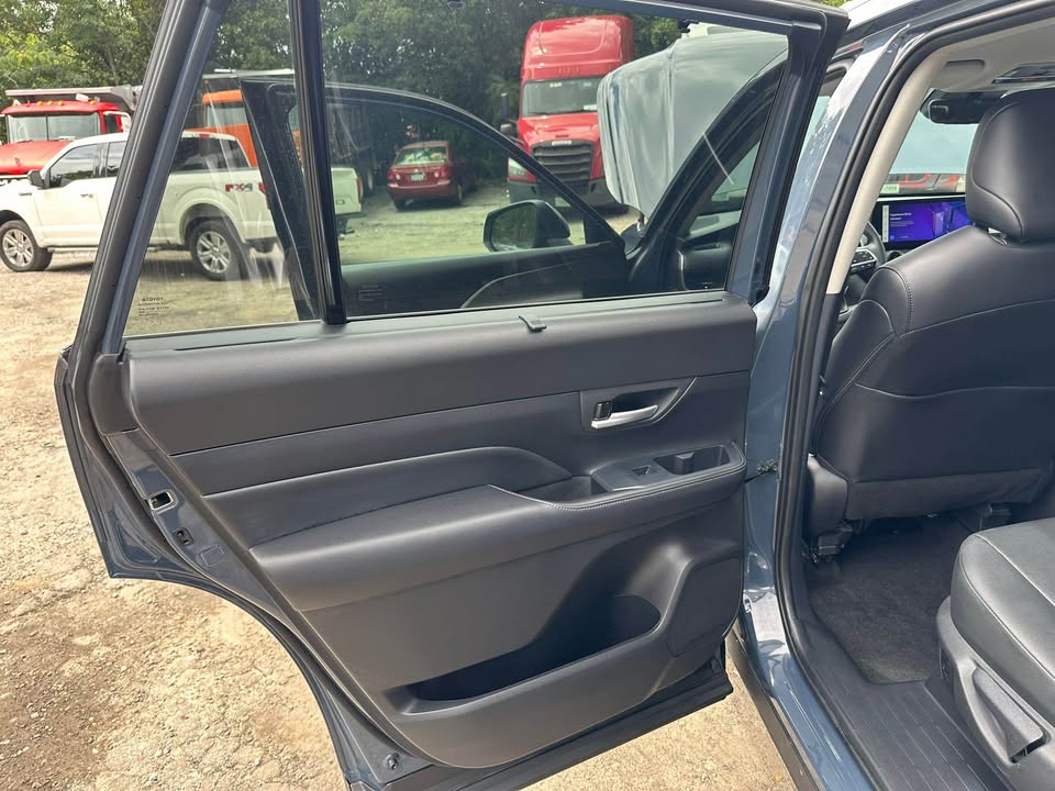 2025 Toyota Highlander - $44,999
