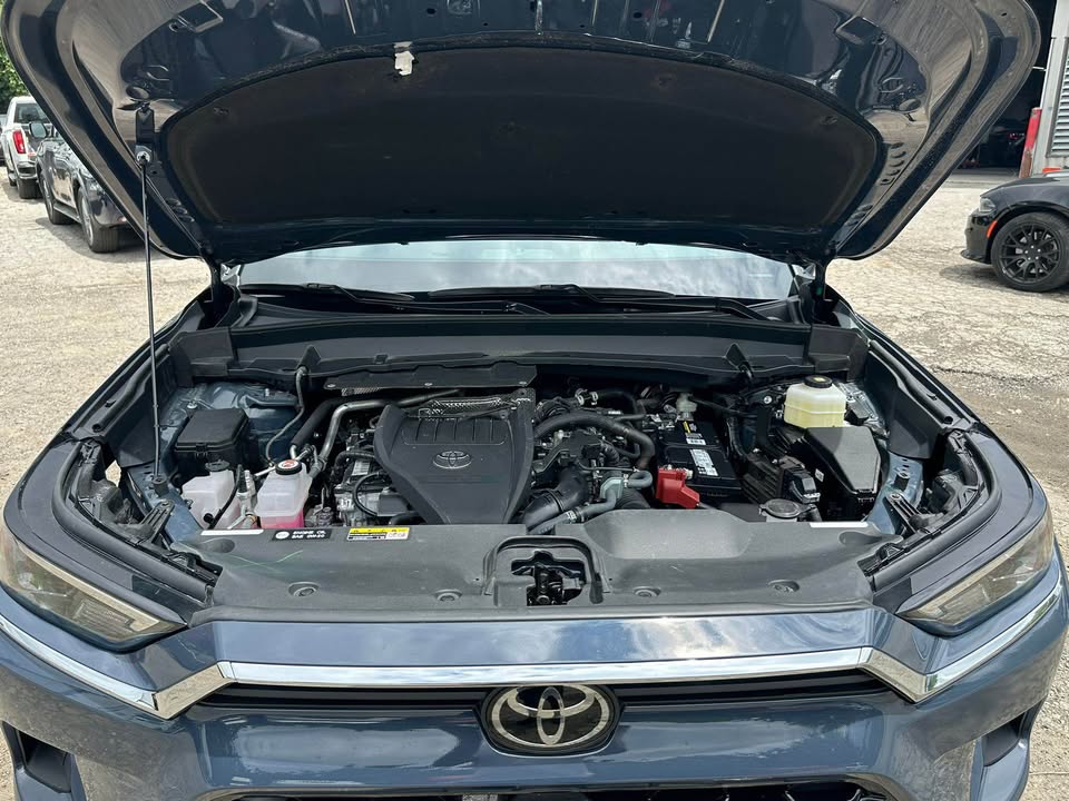2025 Toyota Highlander - $44,999