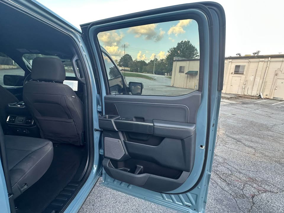 2023 Ford F-150 - $39,999