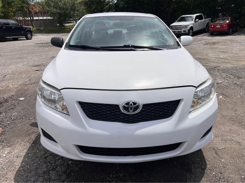 2010 Toyota Corolla - $6,999
