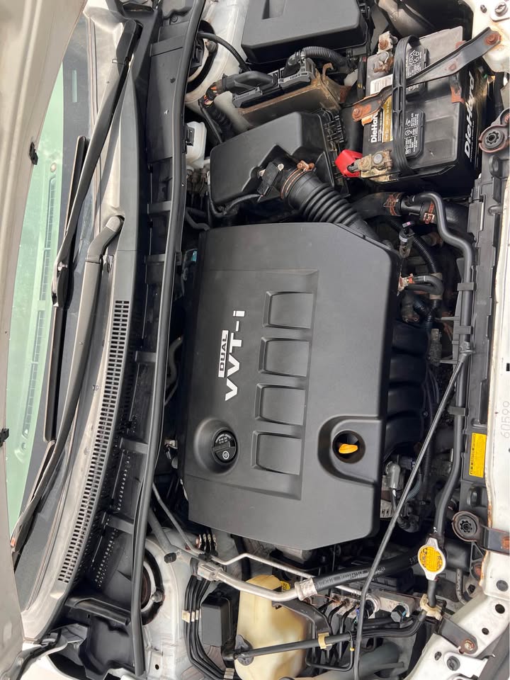 2010 Toyota Corolla - $6,999