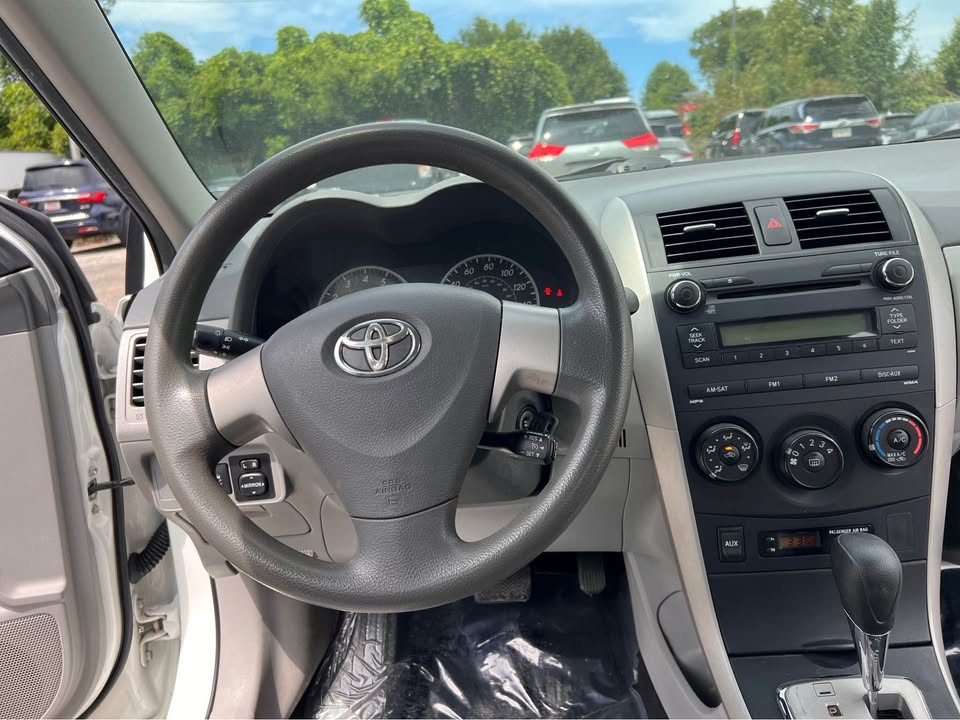 2010 Toyota Corolla - $6,999