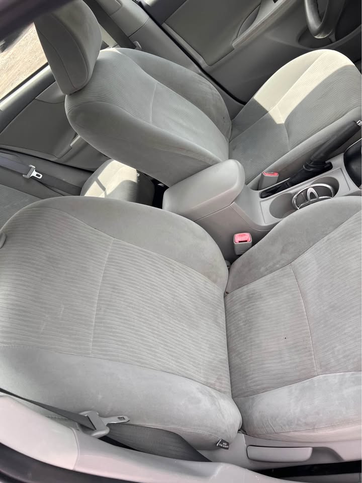 2010 Toyota Corolla - $6,999