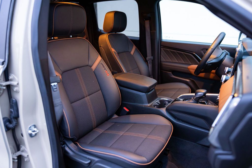 2024 GMC Canyon