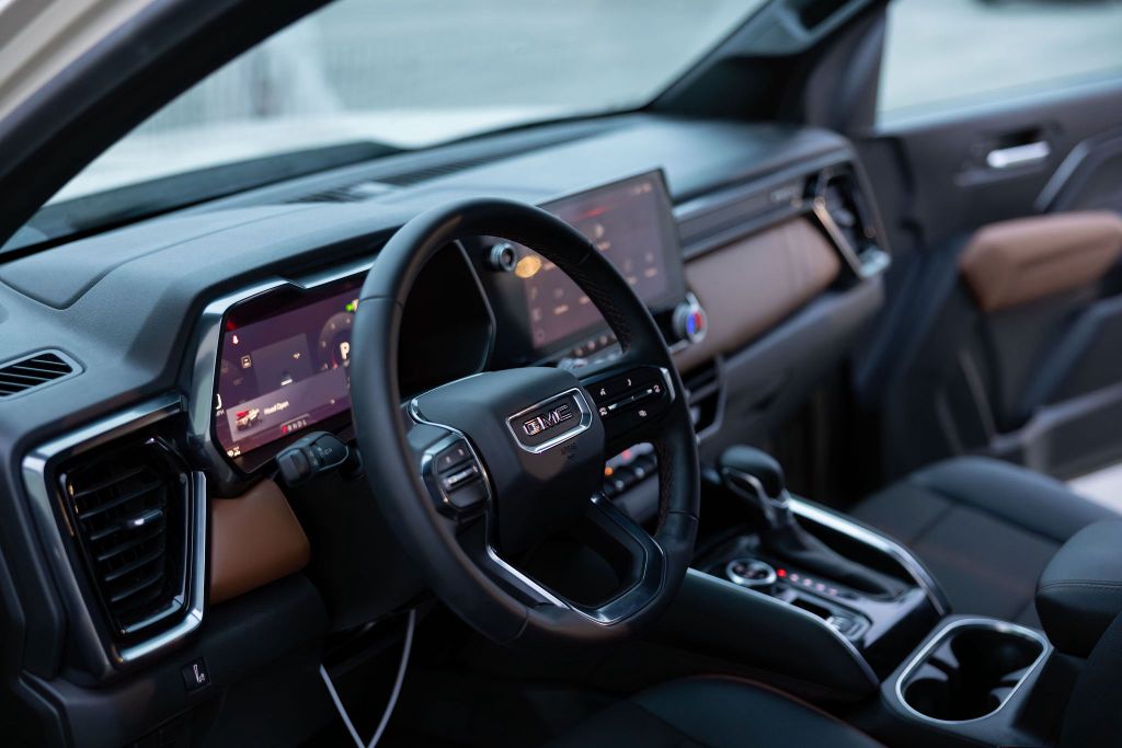 2024 GMC Canyon