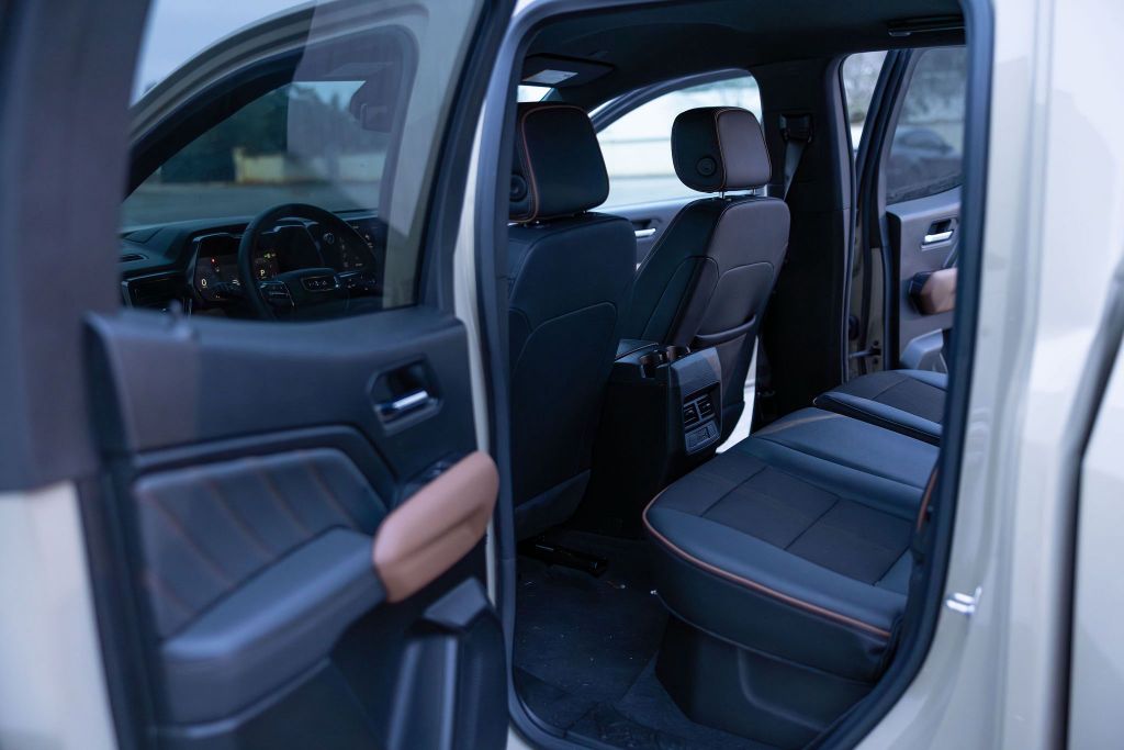 2024 GMC Canyon