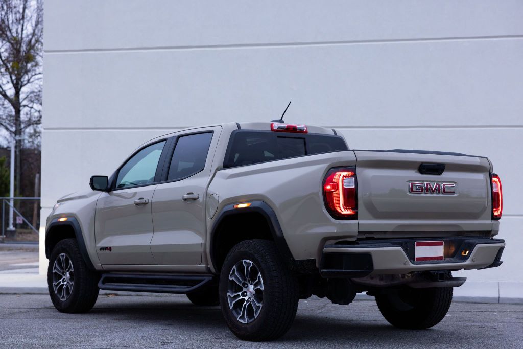 2024 GMC Canyon