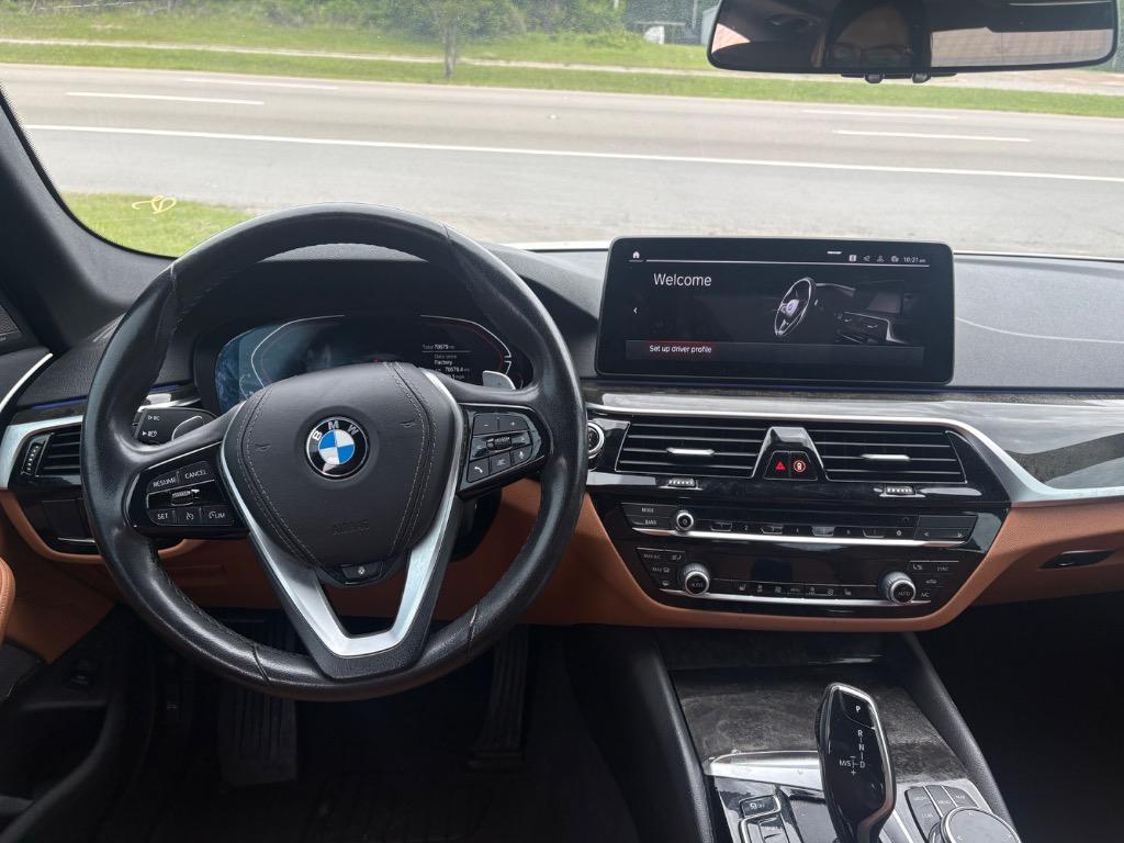 2023 BMW 540i - $33,500