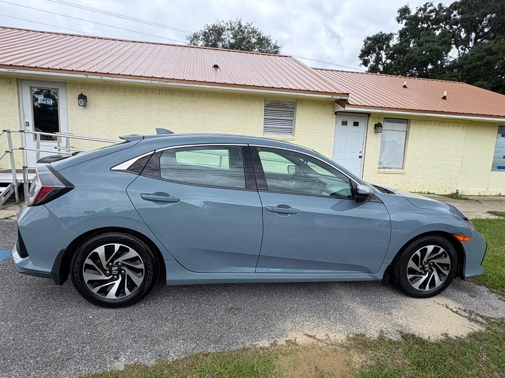 2017 Honda Civic - $12,500