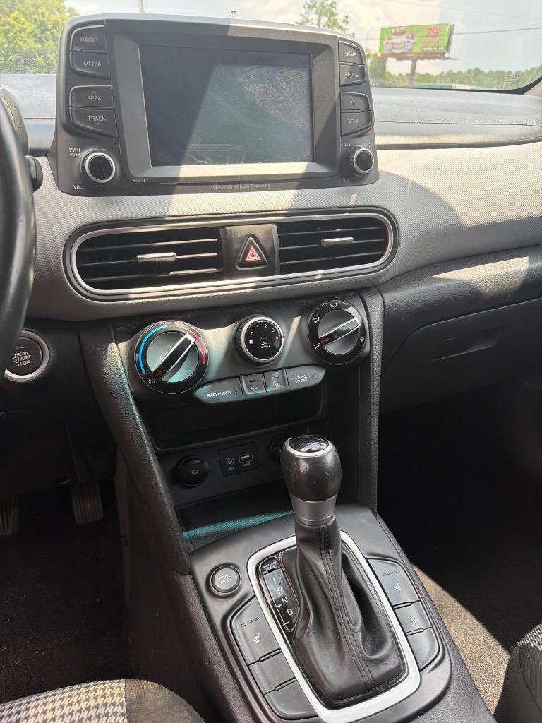 2019 Hyundai Kona - $12,500