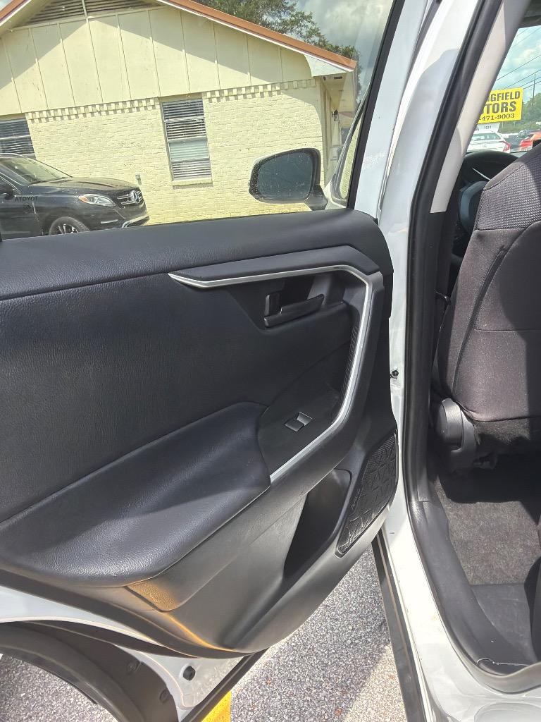 2019 Toyota RAV4 - $14,995