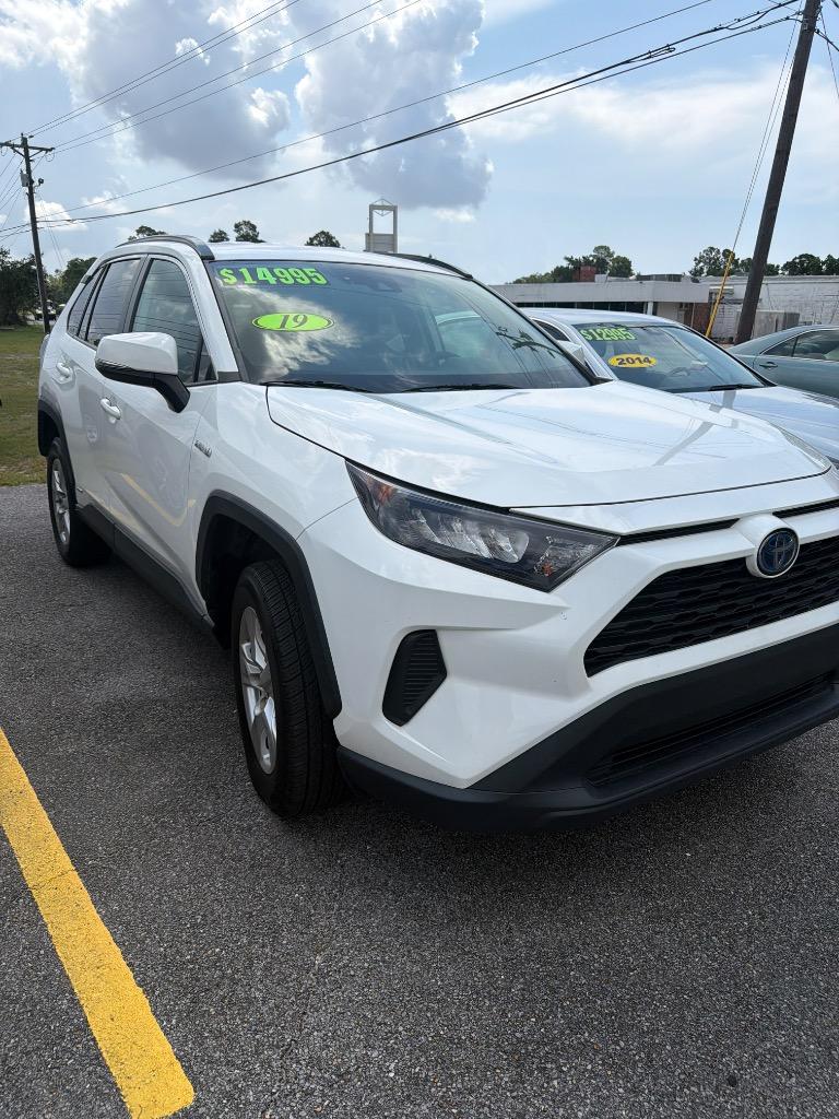 2019 Toyota RAV4 - $14,995