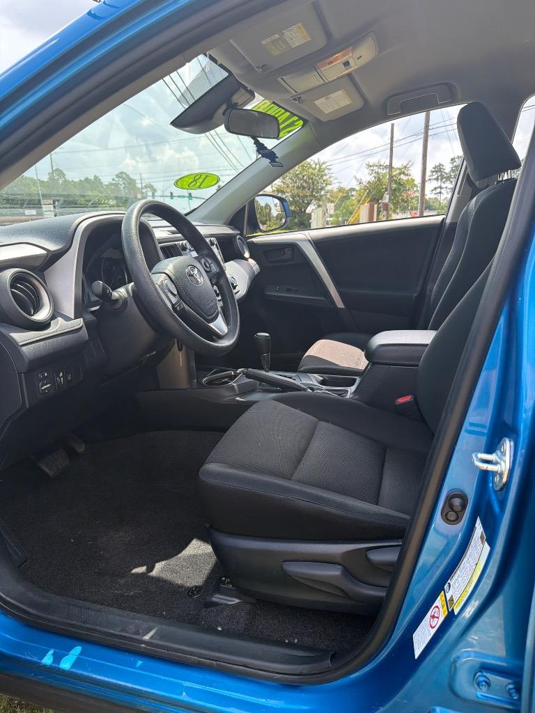 2018 Toyota RAV4 - $14,999