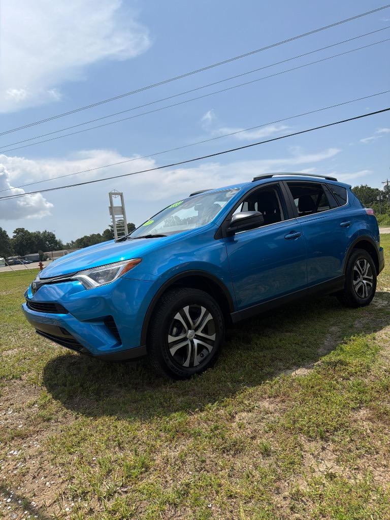 2018 Toyota RAV4 - $14,999